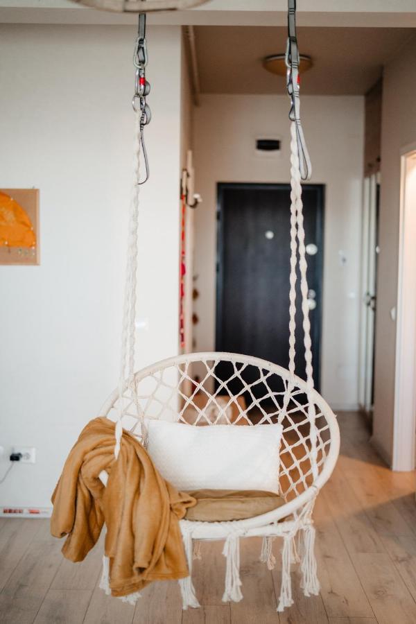 Apartmán Bright And Cozy Design Apt With Office Kluž Exteriér fotografie